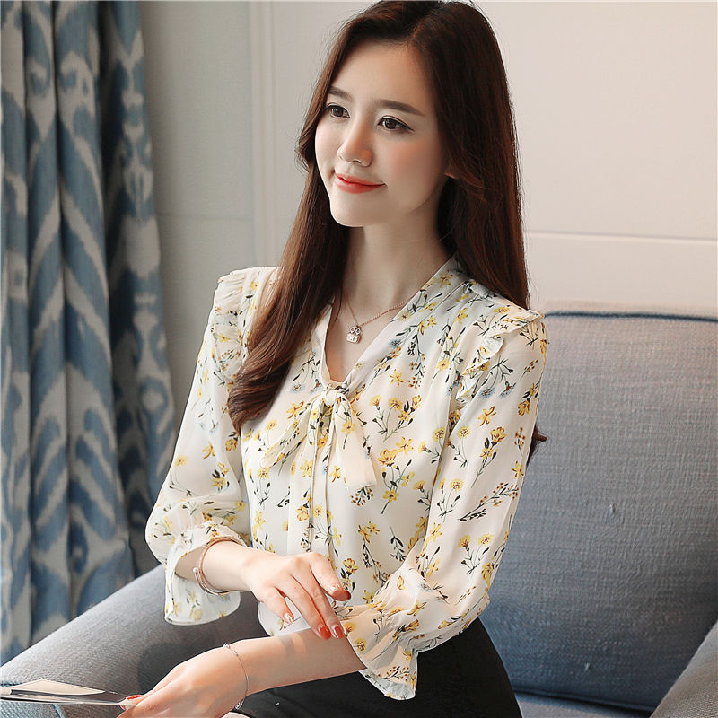 天呐!丰满的女人不“露”点照样性感迷人,十个男人九个挪不开眼