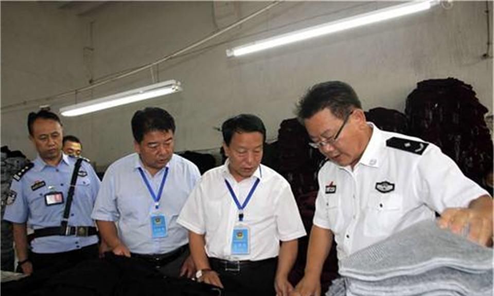  [force]监狱里“管吃管住”，犯人在里面一待10多年，日常生活都