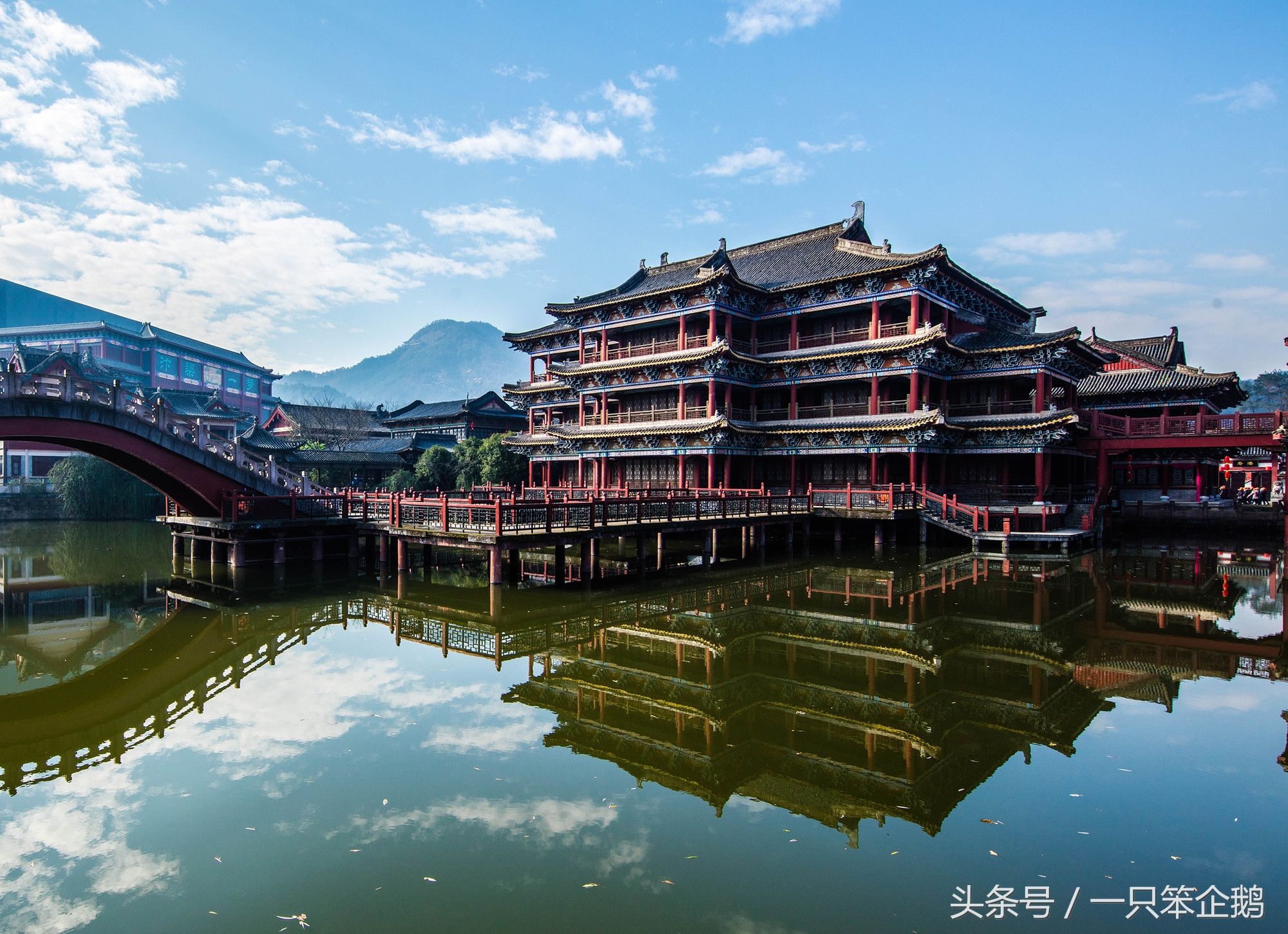 盘点我国门票最贵的十大景点，最贵的景点网友普遍认为不值