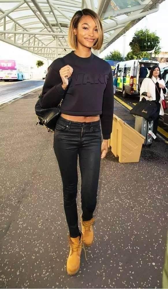 又被黑珍珠维密卓丹邓现身伦敦惊艳了，不愧是“全球最美面孔”