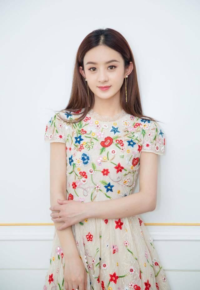  『部电视剧』从赵薇、巩俐、范冰冰，原来这么多女明星都演过村妇