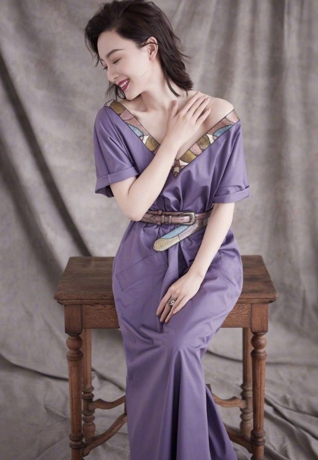 陈数未修图照流出，穿裤子会暴露她的身材缺点，以前一直没发现