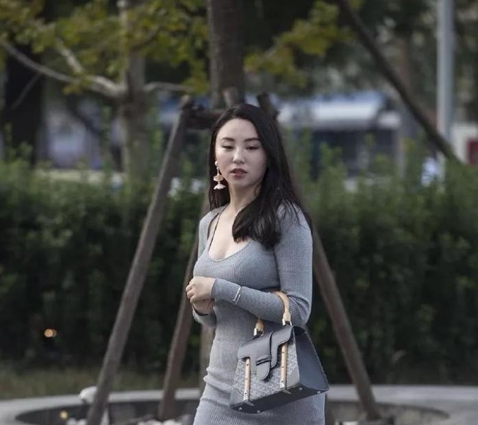 『美女』身材气质,可不是一朝一夕能出来的
