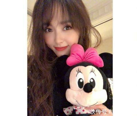 唐嫣晒出约会照片破除分手谣言，网友七夕过的很是开心！