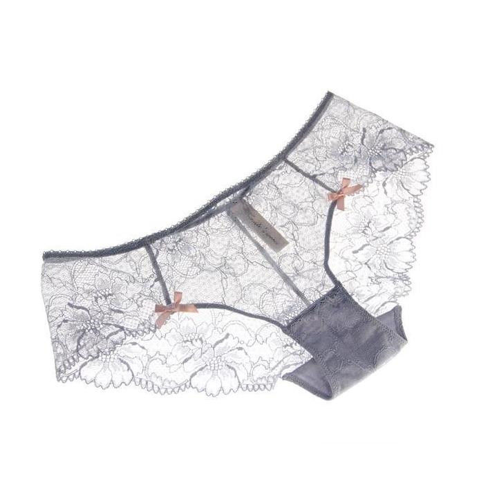 精致之余不失韵味，优雅体态一穿就有，这几款三角裤，让你仙起来