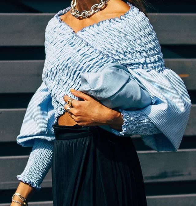  「个性」秋冬怎么穿搭,除了会穿还要会搭,6款包包搭配出个性的自己