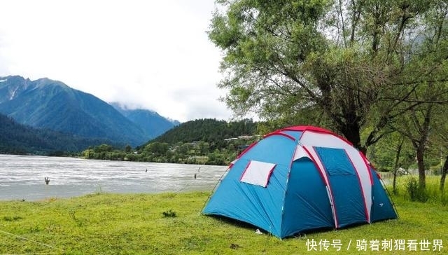 越野部落川藏勘线风物志(五):一个老喇嘛和两个小屁孩的拉萨