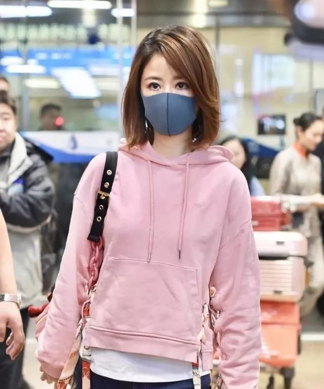  女人：这些“冻龄”女人，不是装嫩是真嫩，又美又精致