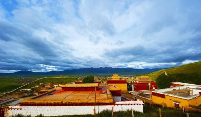 川藏线好玩，但游客们可要注意了，这几个地方不能住宿！