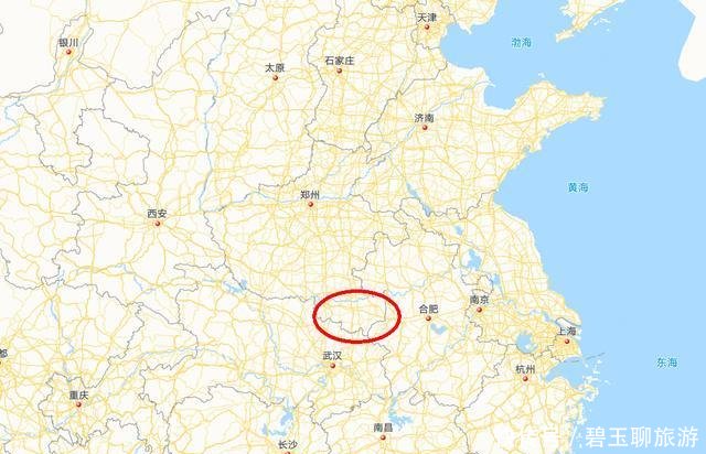  位置：河南省的一个市，位置尴尬，不知道该属于南方还是北方