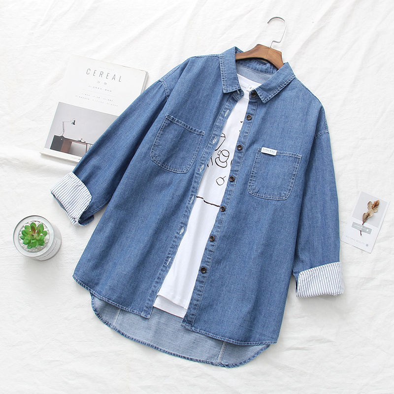 小姐姐还在犹豫穿什么，别犹豫了看看下面，在犹豫过冬了