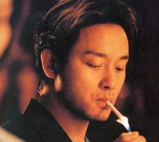  『善待』明星的情路也坎坷，上帝不会因为开了门而善待谁