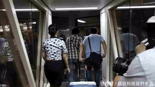 为什么飞机凌晨12点以后就不飞了 你知道其中的原因吗