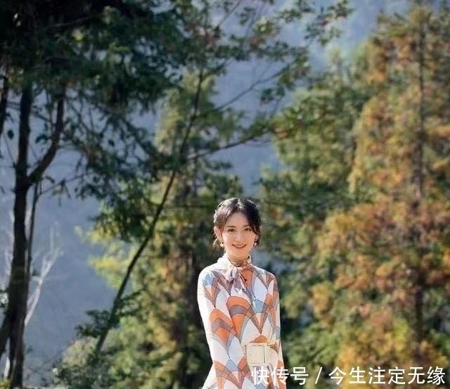  【谢娜】谢娜虽然一直徘徊在争议的边沿，但却活出了真实的自信、美好精致