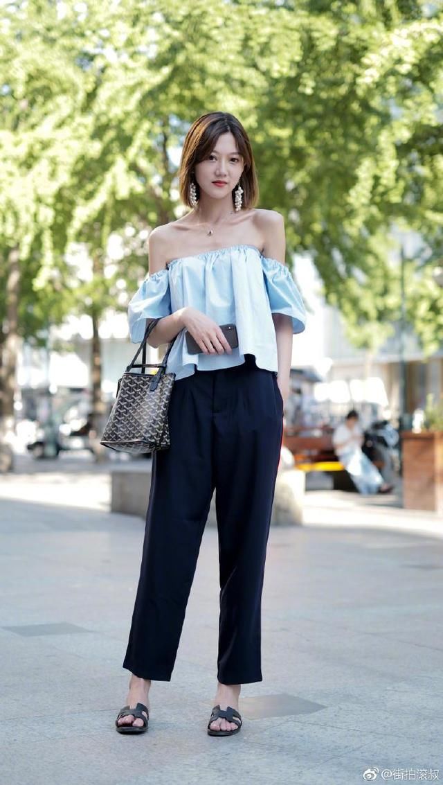 江南小女人的一字肩搭配，小露香肩才是美到无话可说啊！