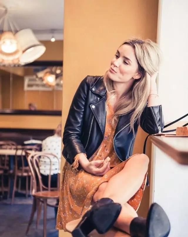  「漂亮」早春流行穿这些连衣裙,一款比一款洋气高档,搭配外套更漂亮