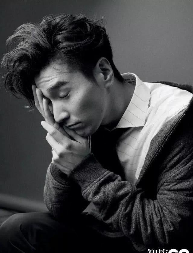 赵又廷最新杂志造型,完美演绎绅士范,难怪能捕