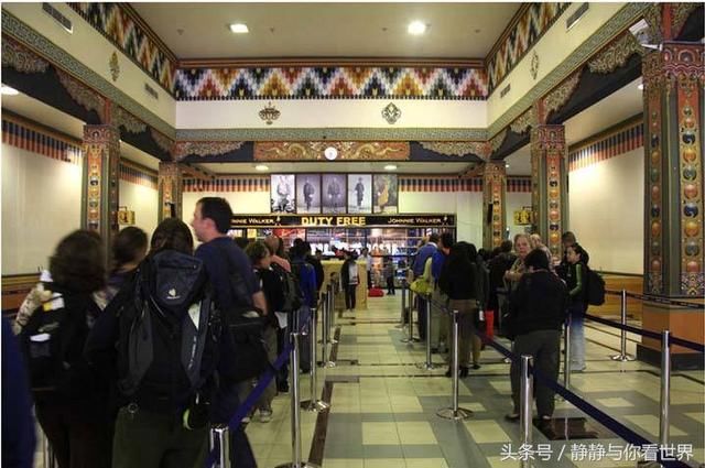 中国游客到不丹旅游，还没有入境就被罚款5万，知道是为什么吗