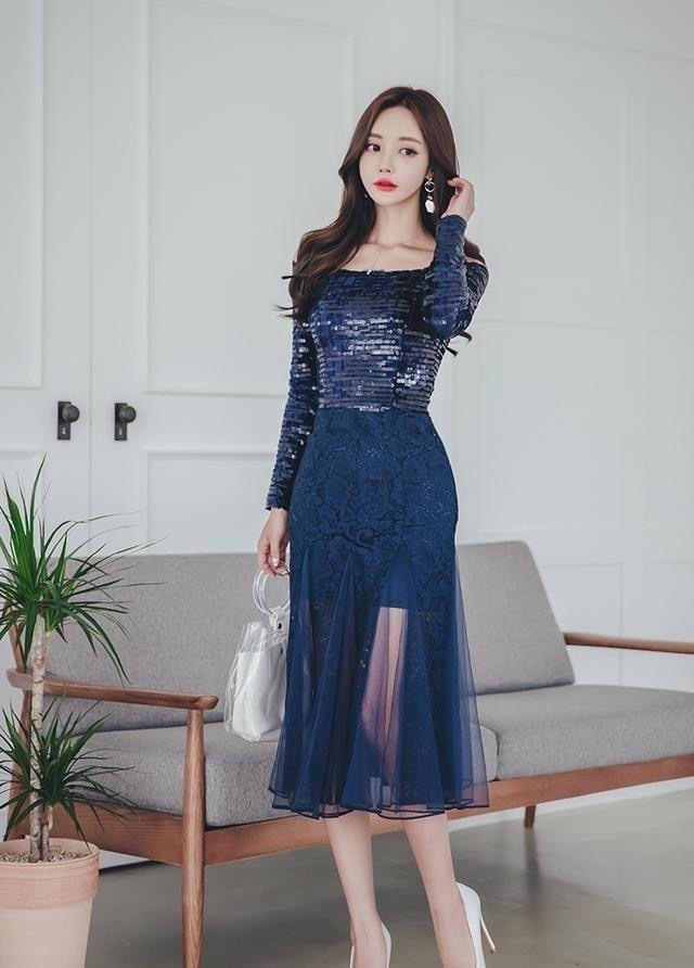 奔四的女人，穿裤子显得又胖又矮？试试这种“裙子”，显瘦又高挑