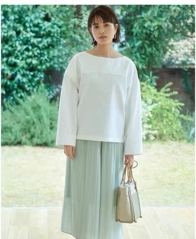  『驾驭』如何驾驭优衣库单品?学学时尚博主的穿搭技巧,减龄又时髦