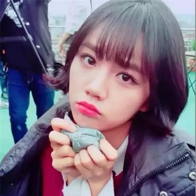 『过时』“留刘海”早就过时了!今年巨乖的4种“发型”,8成女生都适合!