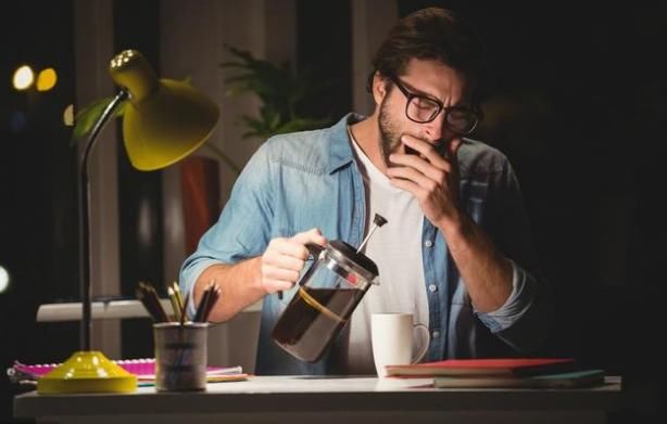 员工连续30天加班,却只有领导得到奖励,员工5