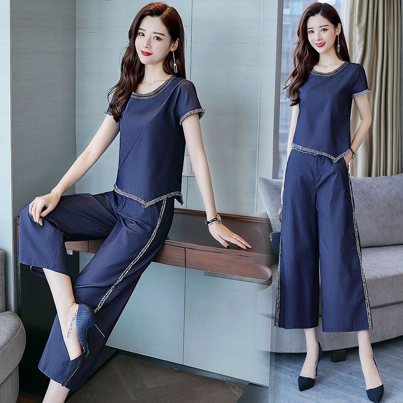 连体裤改革了,穿脱特方便,洋气又显腿长