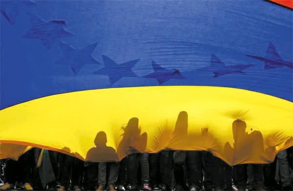 面对美元的霸权主义，比特币将成为对抗通胀的救命稻草？