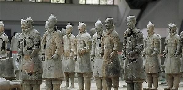 一个兵马俑值多少钱？黑市开出了这个价，结果“人头换俑头”！