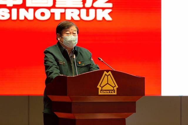  中层干部给■带口罩都能闻见厕所臭味！重汽集团发起“厕所革命