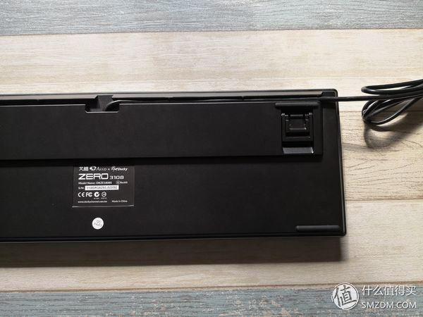 AKKO x DUCKY 3108S RGB 银轴开箱简评