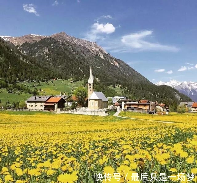 这个美到窒息的国家,用一个煎饼果子就能买到湖景别墅