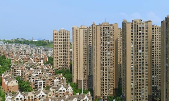 高层住宅逐渐增多，20年后房子老化，是维修还是拆除？早知早受益