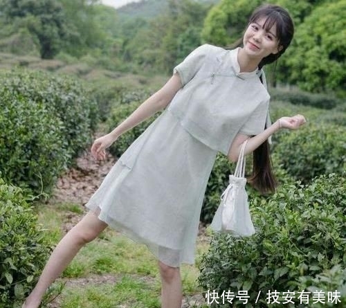 传统■传统旗袍太老气?不妨试试升级版旗袍裙,时髦优雅,太适合春天穿