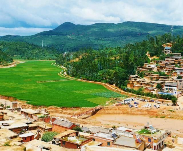 国内最“友善”的村庄，房子之间相连相通，可以直接进入别人家