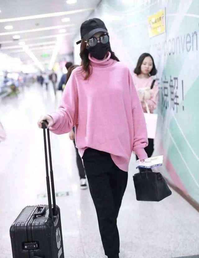 『清爽』精美女生的春天穿衣搭配，清爽显年轻，是心动的感觉啊