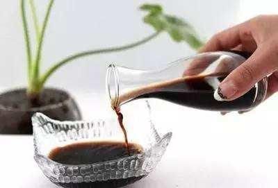 养生专家盘点关于喝醋的4条谣言，你被骗了多久?