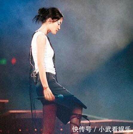 谭维维五千块的驴蹄鞋已经落伍了，现在流行李冰冰八千块的风火轮