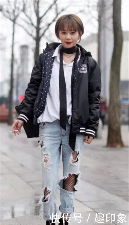  【迷人】迷人靓丽的美女街拍曼妙多姿的美女，彰显潮流的气息