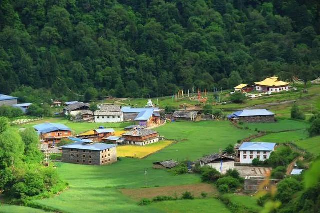 别再想着苍山洱海了，“醉”美的云南十景在这里！