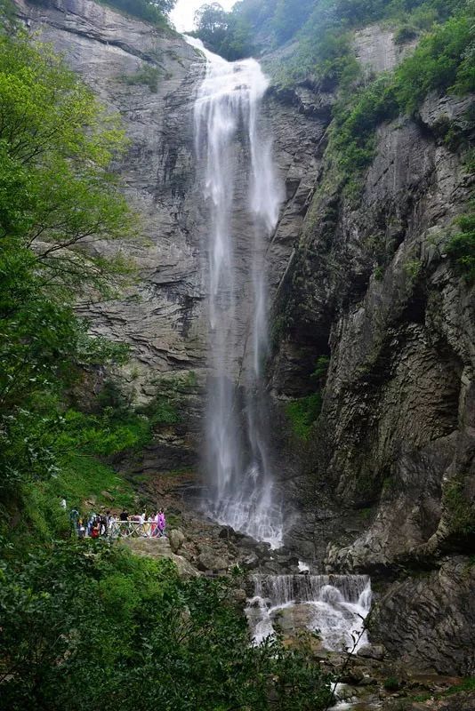 金寨燕子河大峡谷，国内最适合老人游玩的山岳景区