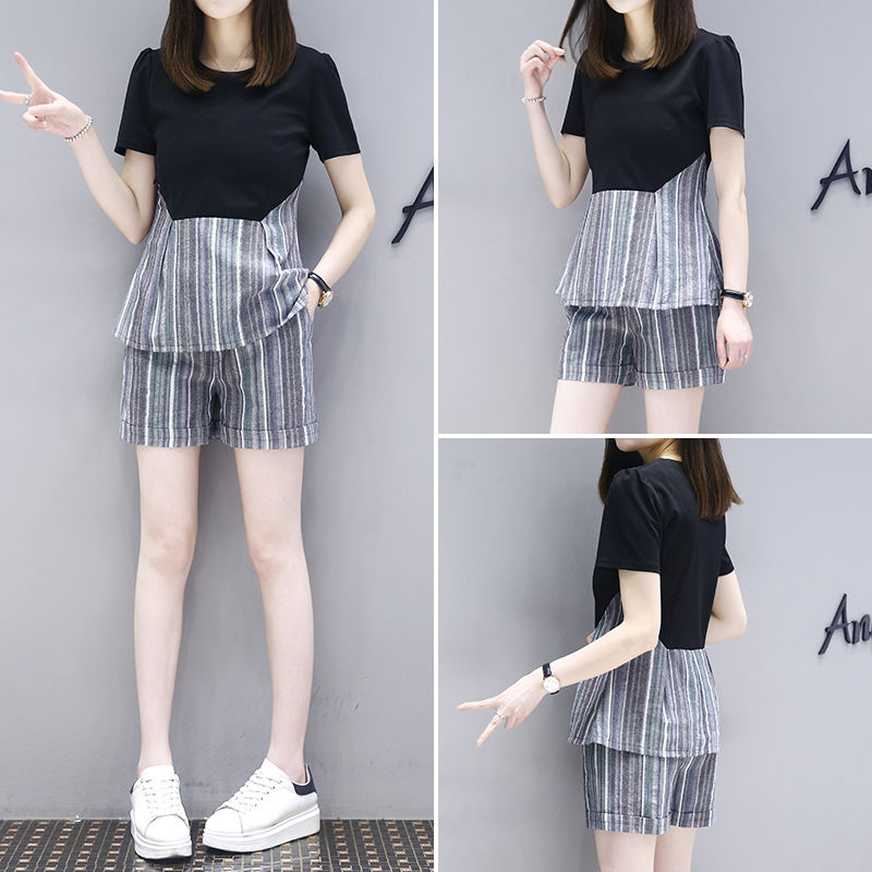 1米5老婆从不穿高跟鞋!出门时尚短套装+平底，看着有1米6