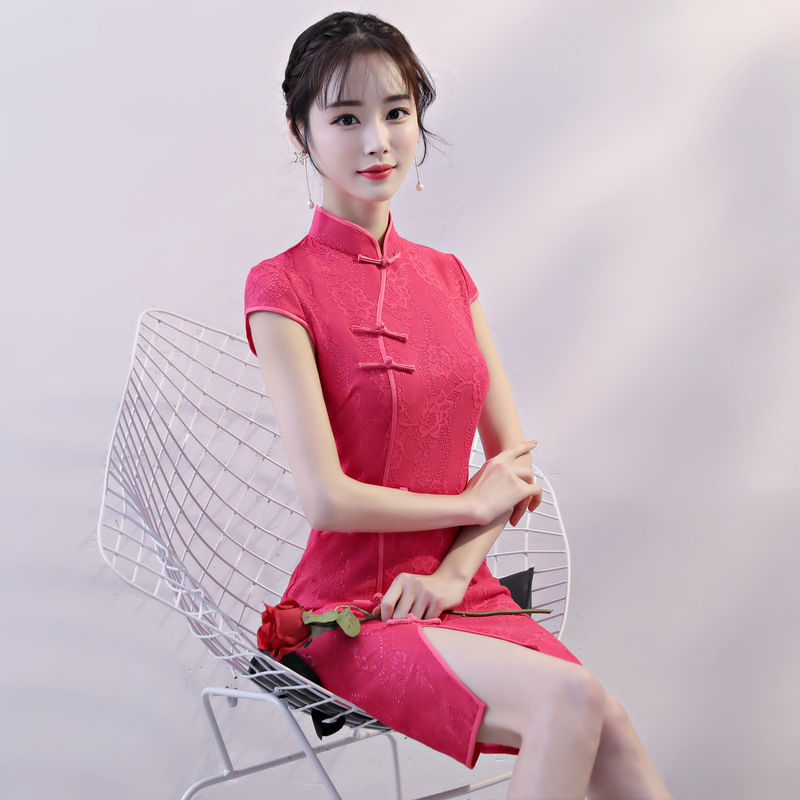 美到尖叫!有种“国色”旗袍裙，优雅诗意，男人看了都挪不开眼