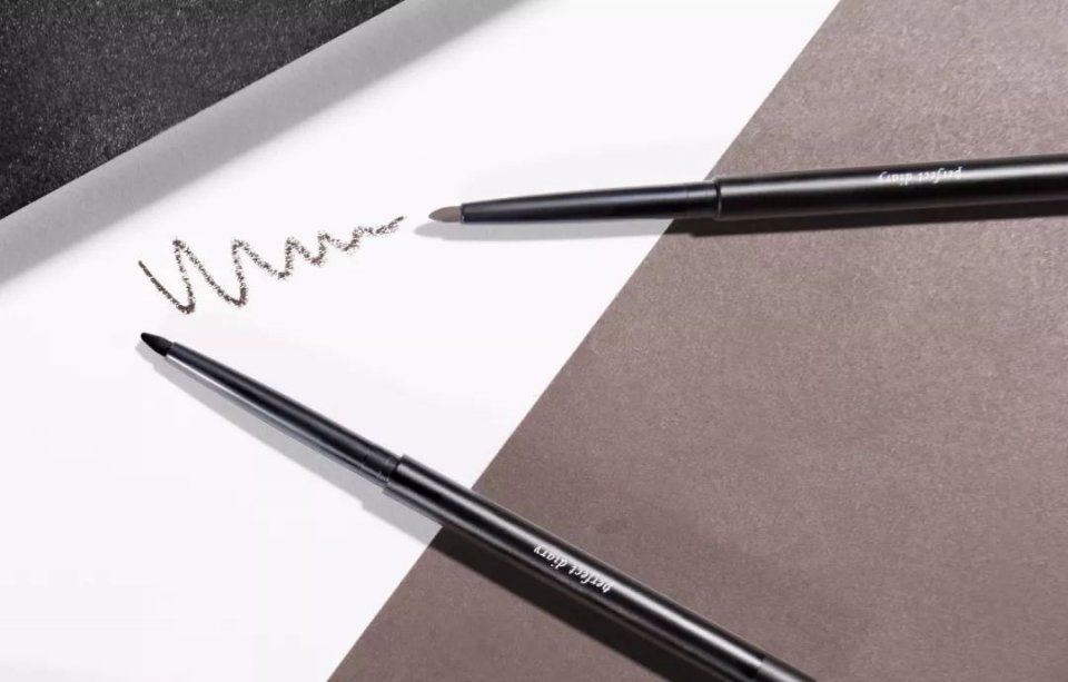 我化不化妆就是两个人，我们采访了10个抖音网红