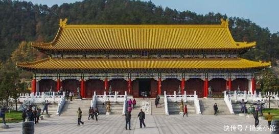 中国最任性的老人，用300亿重建了圆明园，完全复原出园林奇迹！