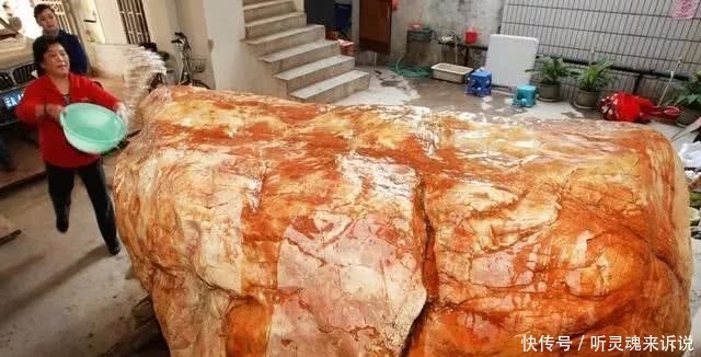 400万买的原石，花了五百万的运费，现在有人出价5000万，不卖！