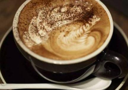 女生减肥期间，3种食物尽量少吃，最后1种热量比米饭还高！