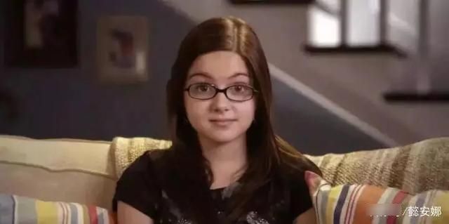  [摩登家庭]阿芮尔·温特(Ariel Winter)人红街拍多，每次出现都成为媒体焦点