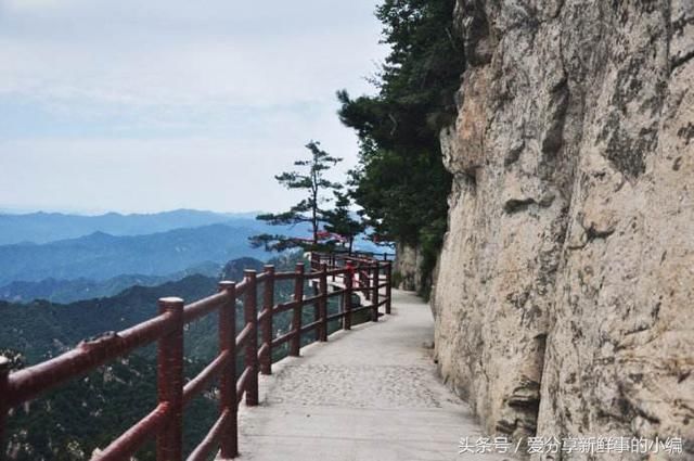 身为河南人的你，河南最高的2座山峰，你去过了吗?