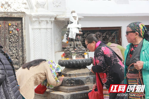 尼泊尔见闻：在加德满都街头看见“信仰”